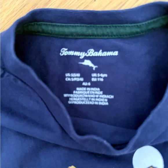 Tommy Bahamas sweaters boys 5/6 - Picture 2 of 2